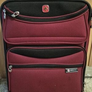 SwissGear Burgundy and Black Travel Bag
